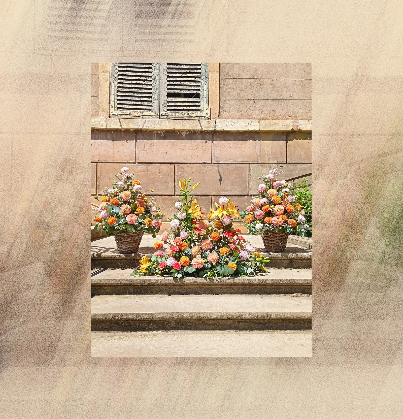 Fleuriste enterrement : dessus de cercueil, coussin, couronnes et autres compositions de deuil